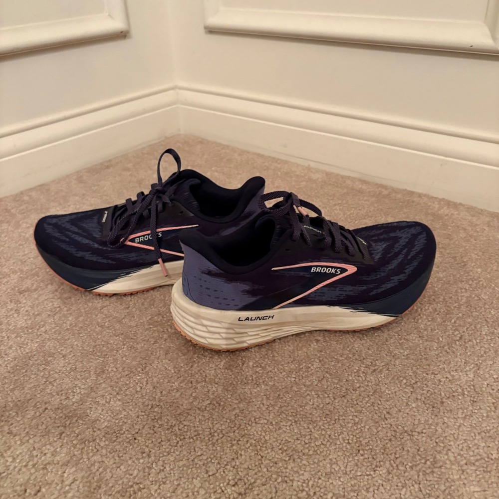Brooks Launch 9 Women Navy Blue Pink Running Shoes Sneakers 1204391B483 Size 8